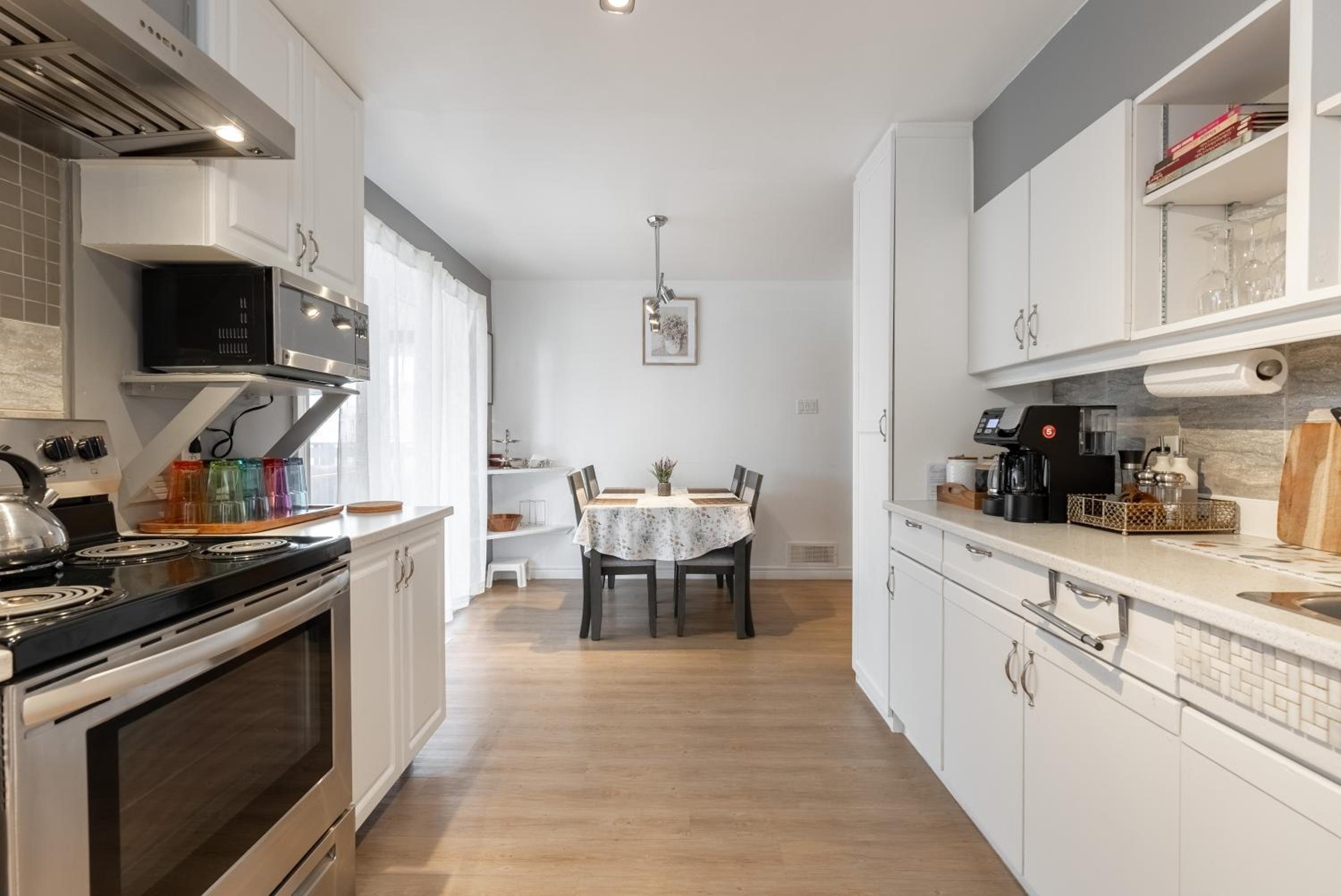 Cozy Family Home Near Montreal