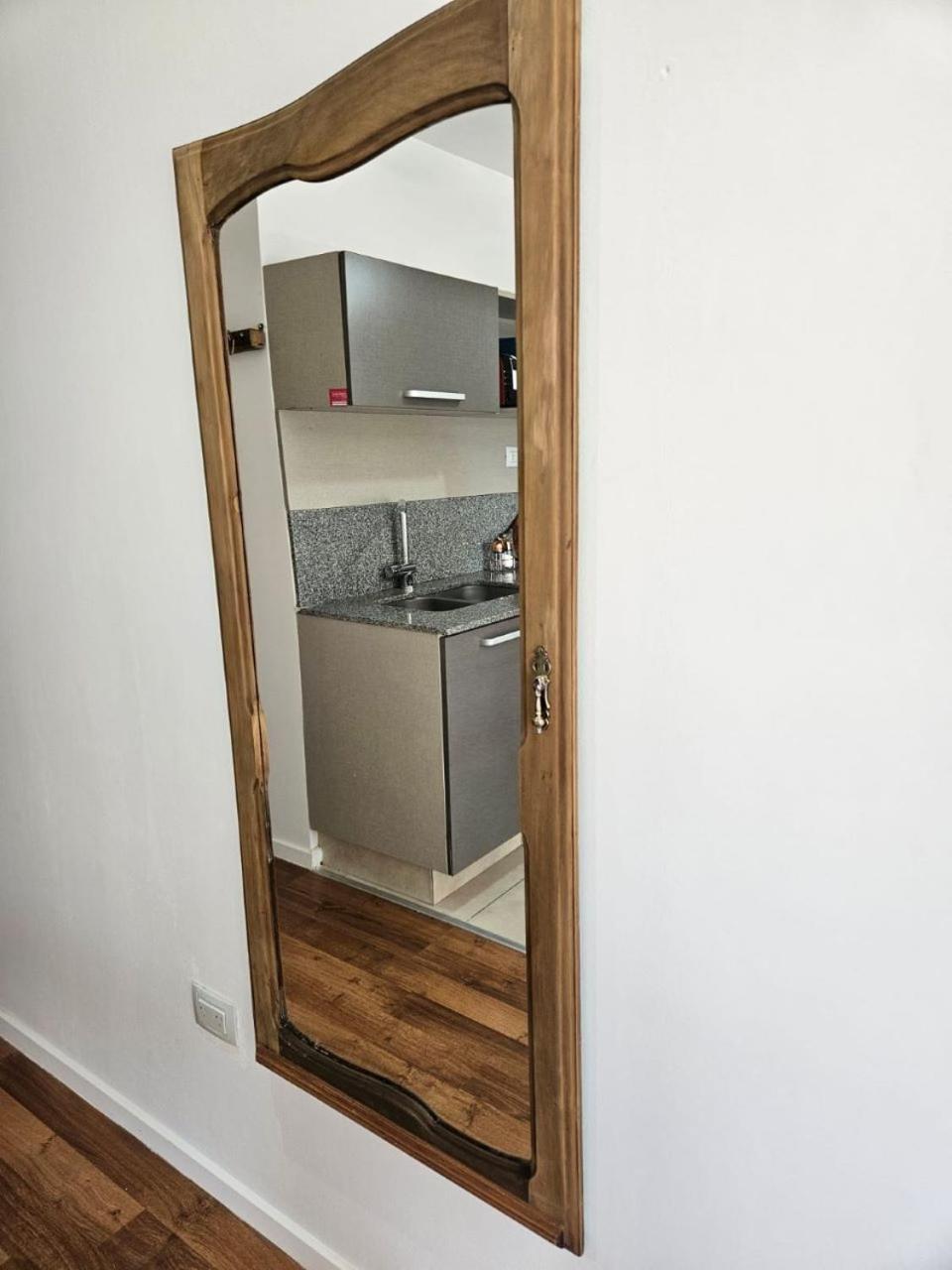 Monoambiente Encantador - Equipado - Chic -Almagro Palermo - Metro - Cerca Santatorio Gûemes y Hospital Italia o