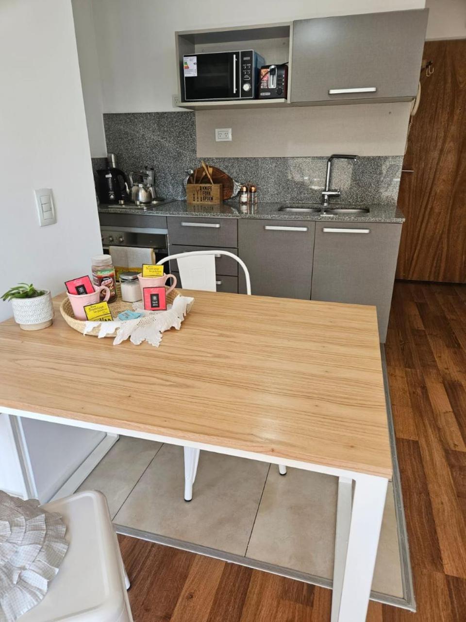 Monoambiente Encantador - Equipado - Chic -Almagro Palermo - Metro - Cerca Santatorio Gûemes y Hospital Italia o