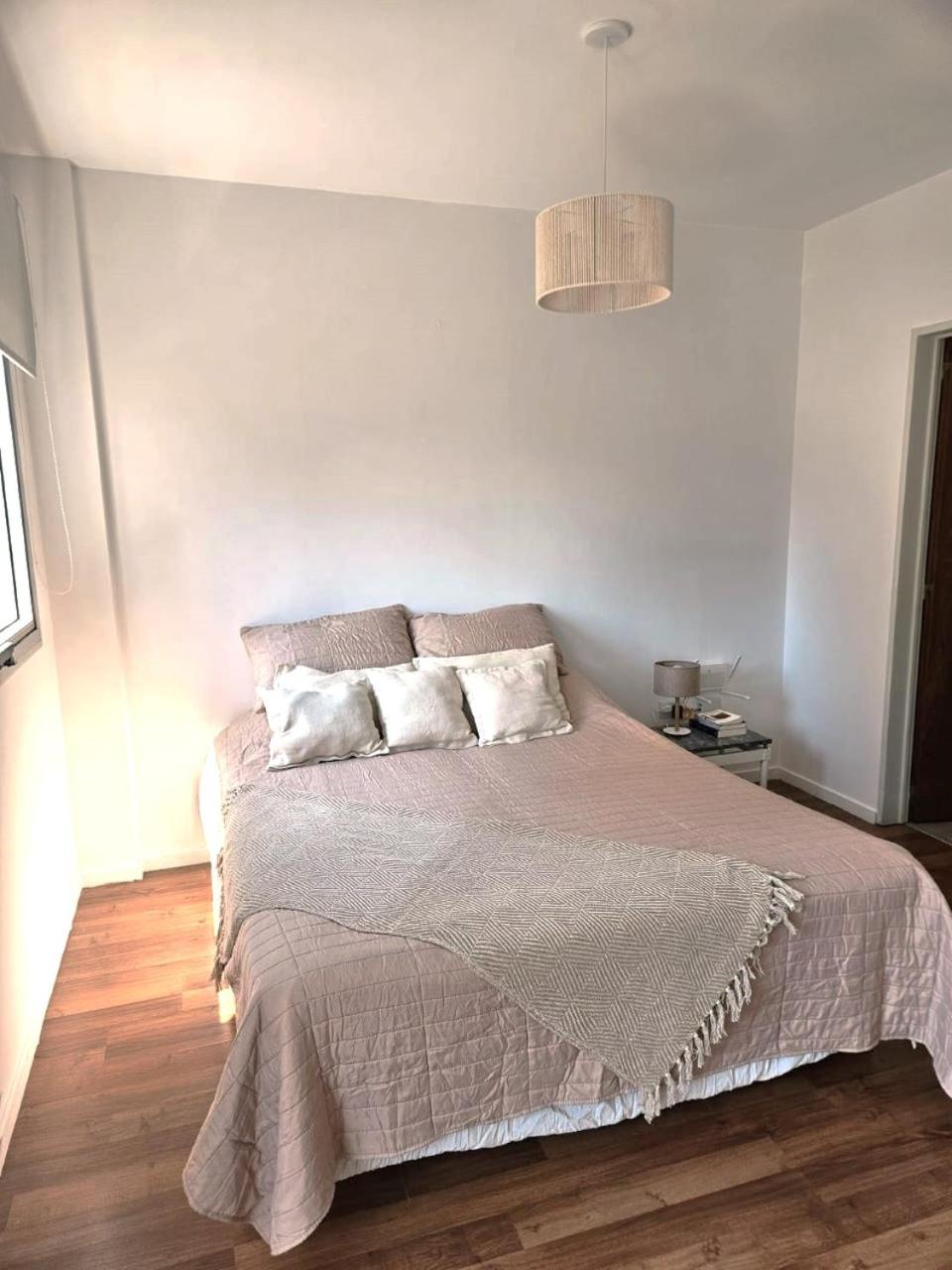 Monoambiente Encantador - Equipado - Chic -Almagro Palermo - Metro - Cerca Santatorio Gûemes y Hospital Italia o