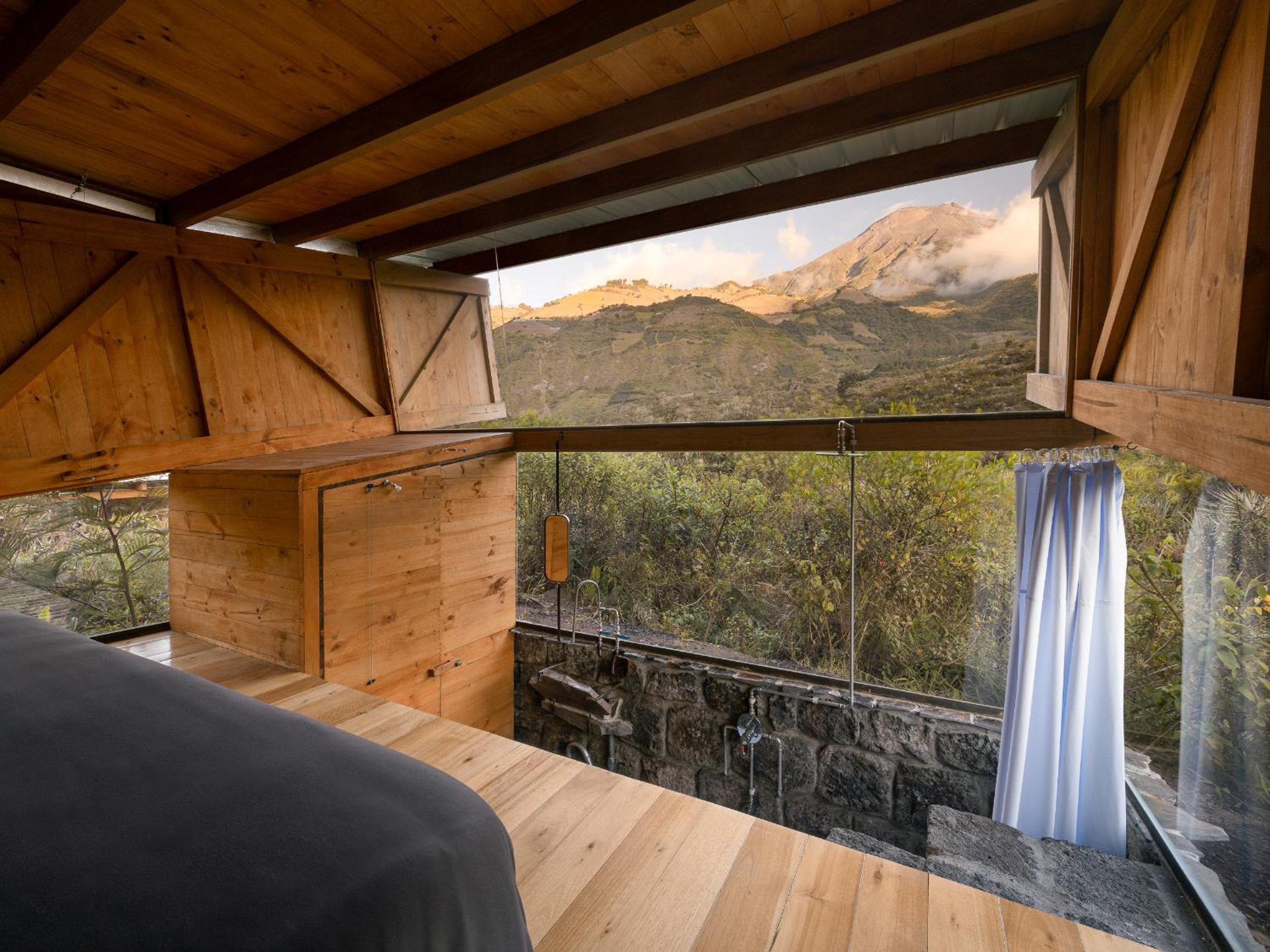 Stunning cabin in Baños