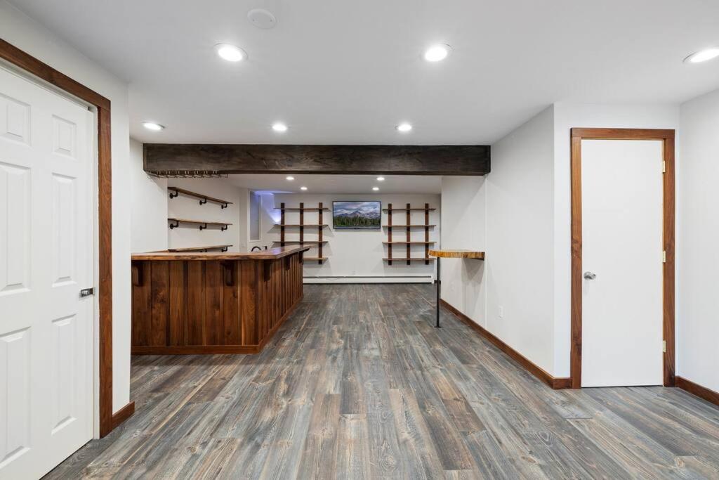 Very Private Large Home on 22 Acres view 5
