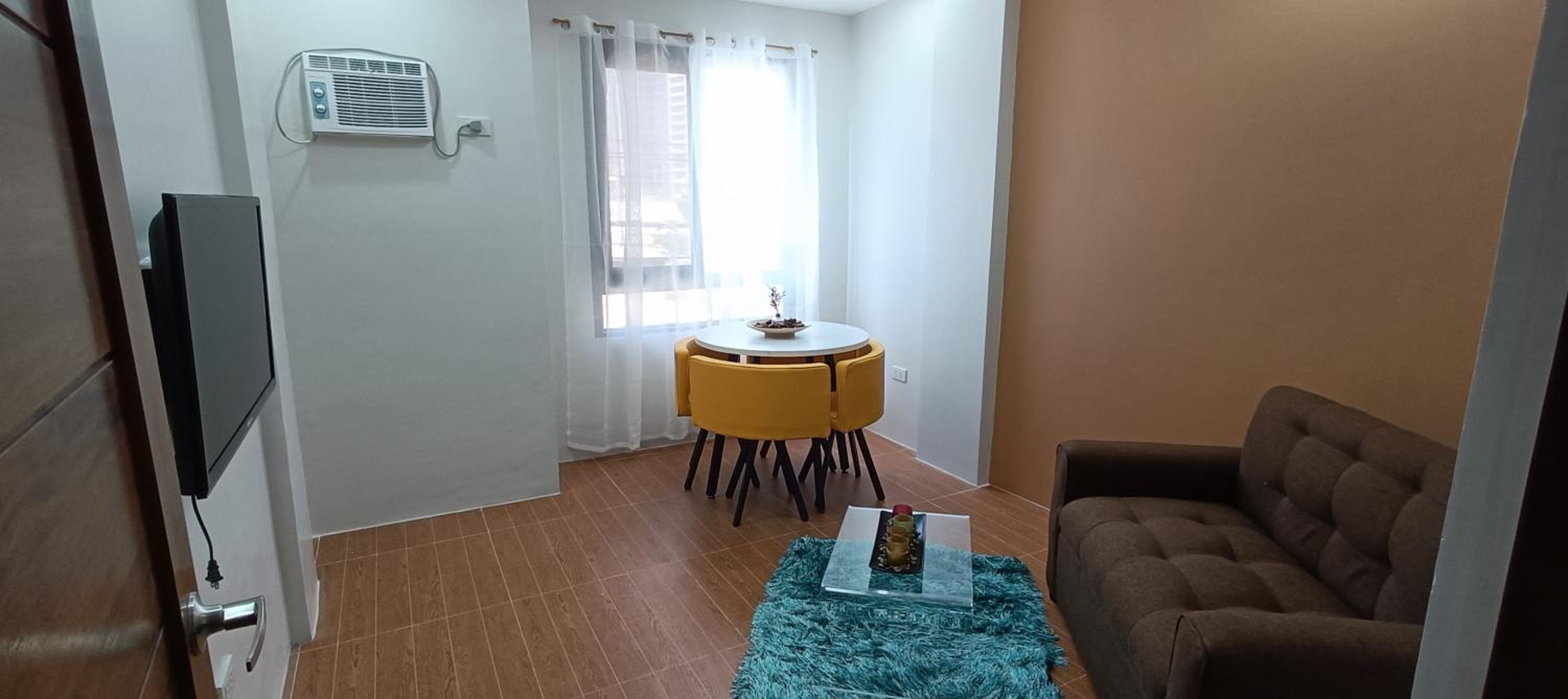Brand New 25sqm Apartment Makati view 5