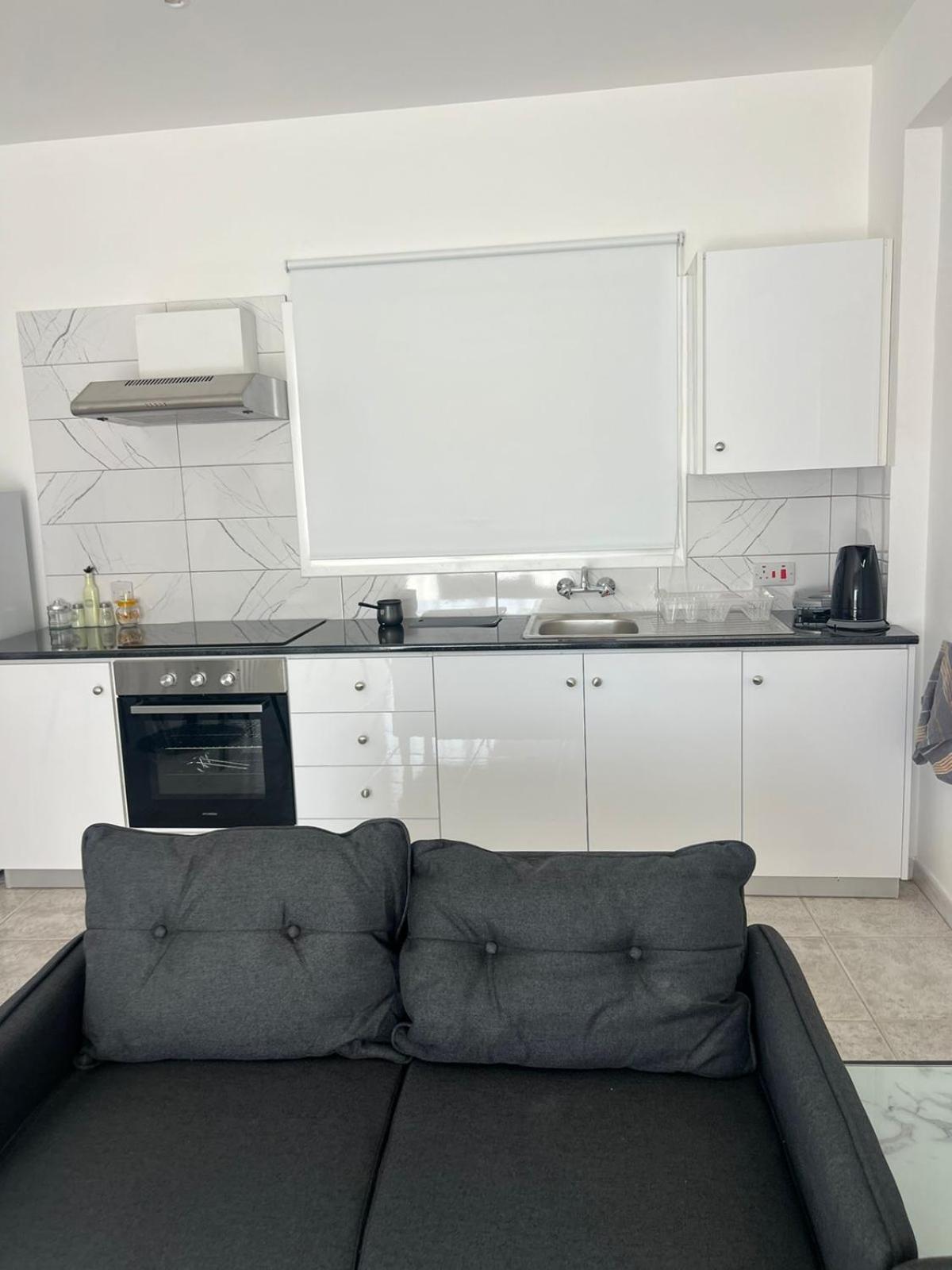 EASYBOOKCY Apartment 205