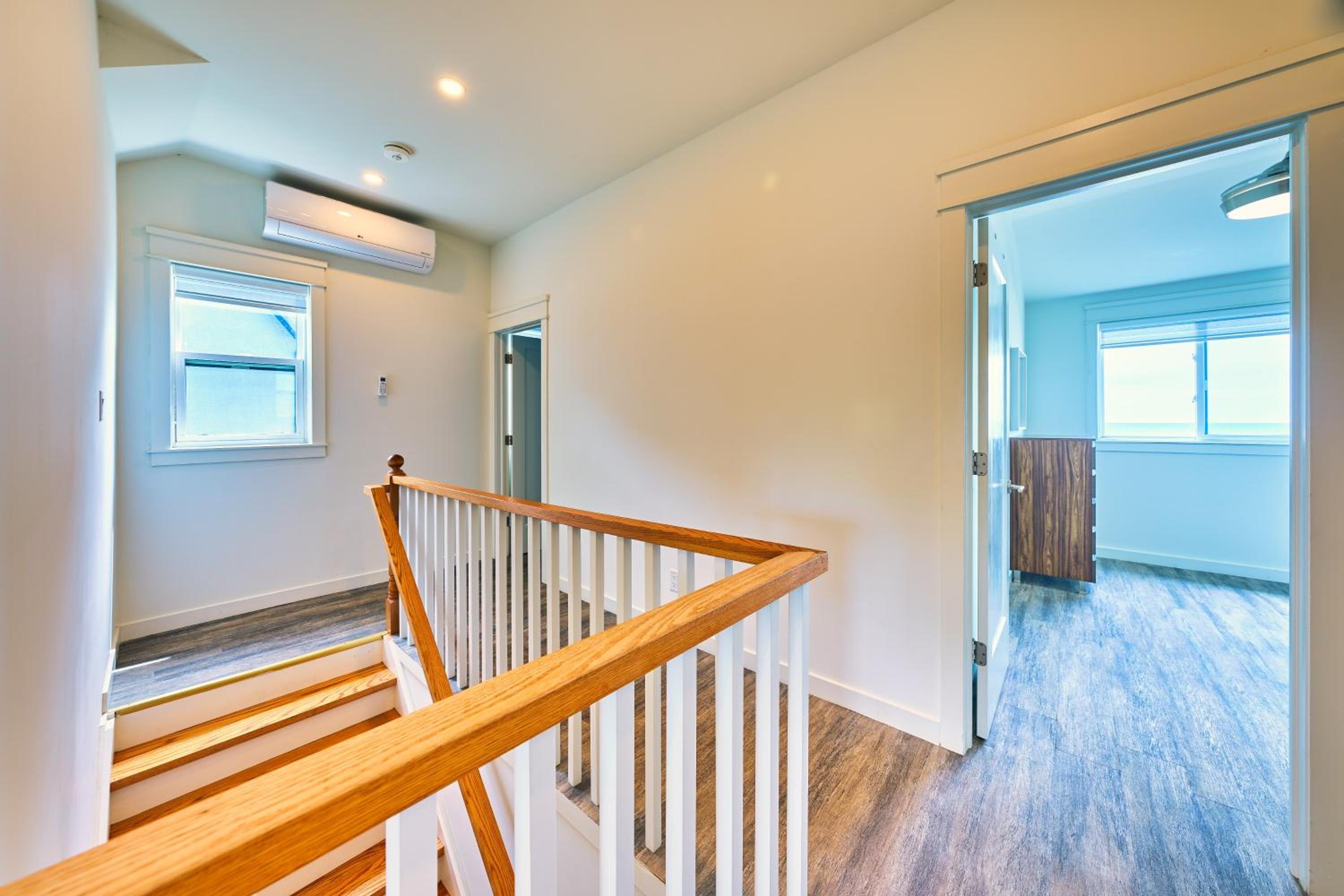 The Long Beach Resort - Beachfront Cottages & Townhouse Suites