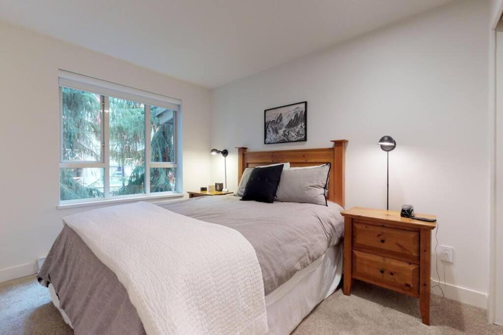 Bear Lodge, Whistler Village - Spectacular Location on Village Stroll, Designer Remodel