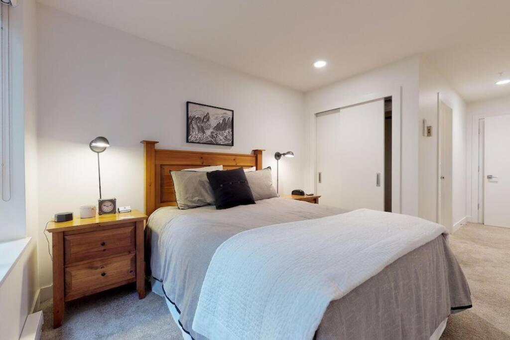Bear Lodge, Whistler Village - Spectacular Location on Village Stroll, Designer Remodel