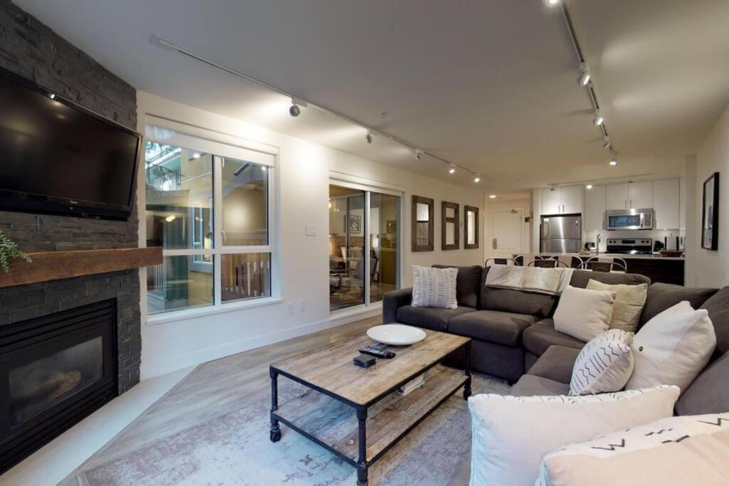 Bear Lodge, Whistler Village - Spectacular Location on Village Stroll, Designer Remodel
