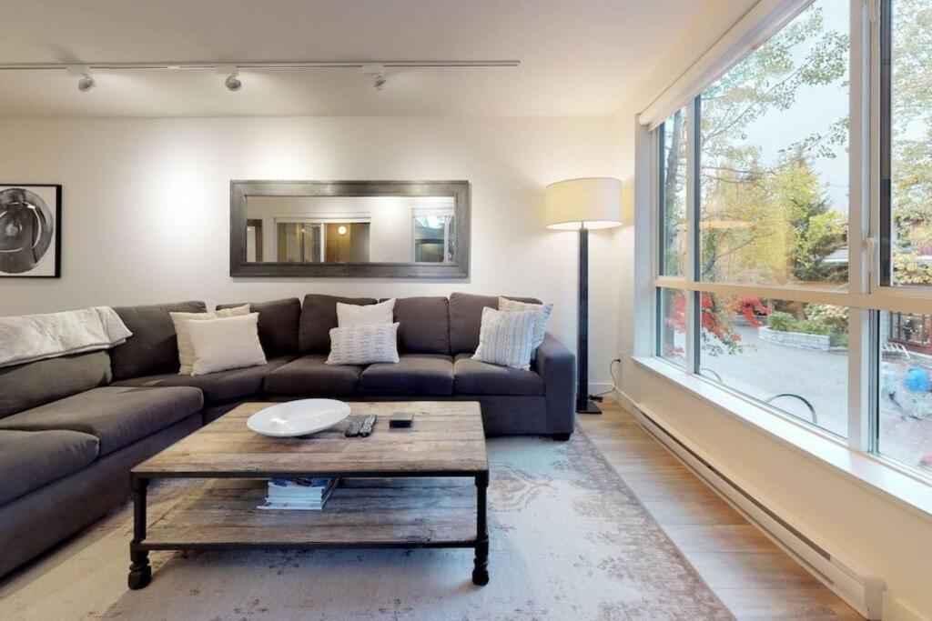 Bear Lodge, Whistler Village - Spectacular Location on Village Stroll, Designer Remodel