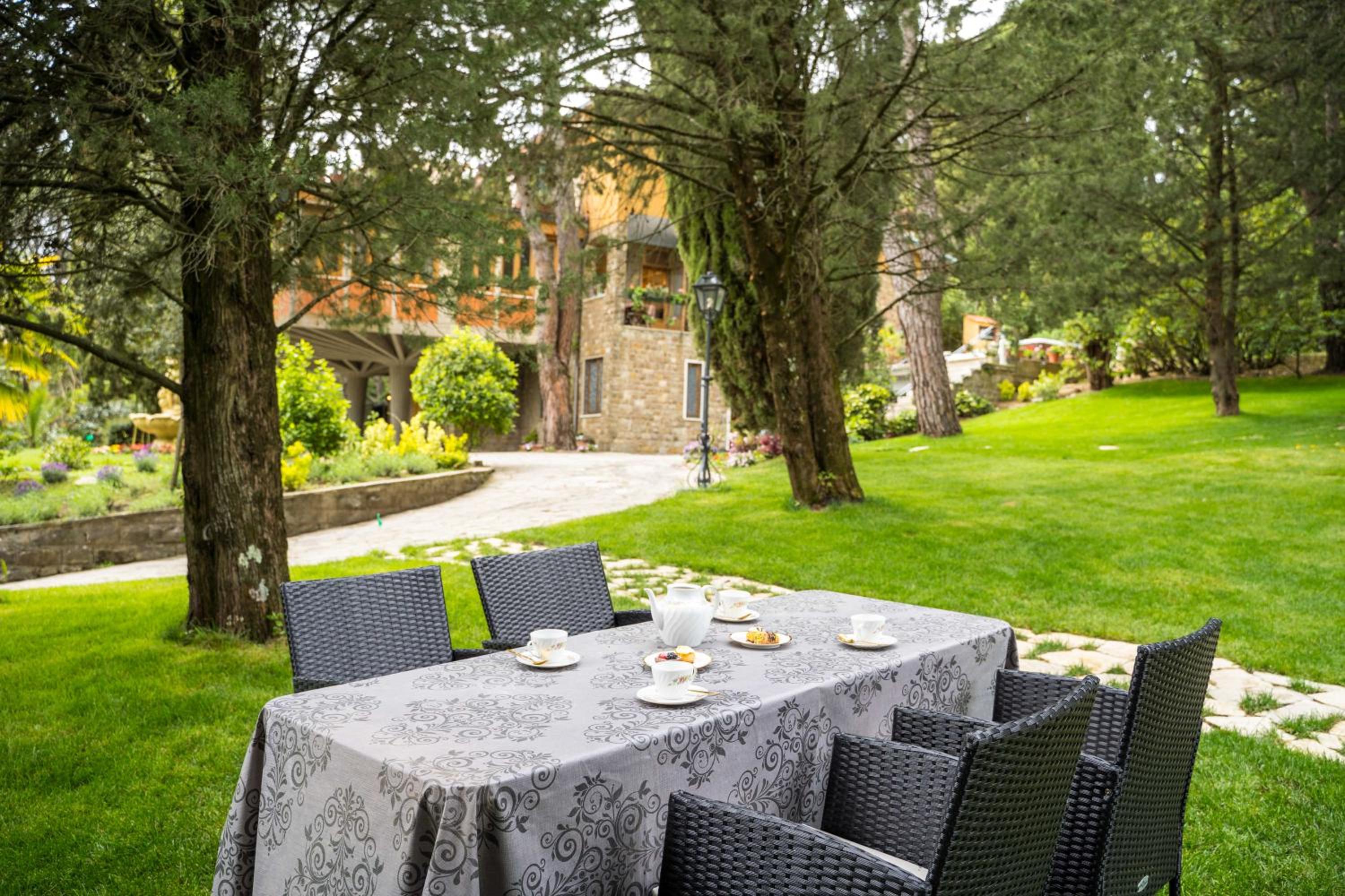 Majestic Villa in Hills of Florence with Gardens Gym Jacuzzi and Sauna