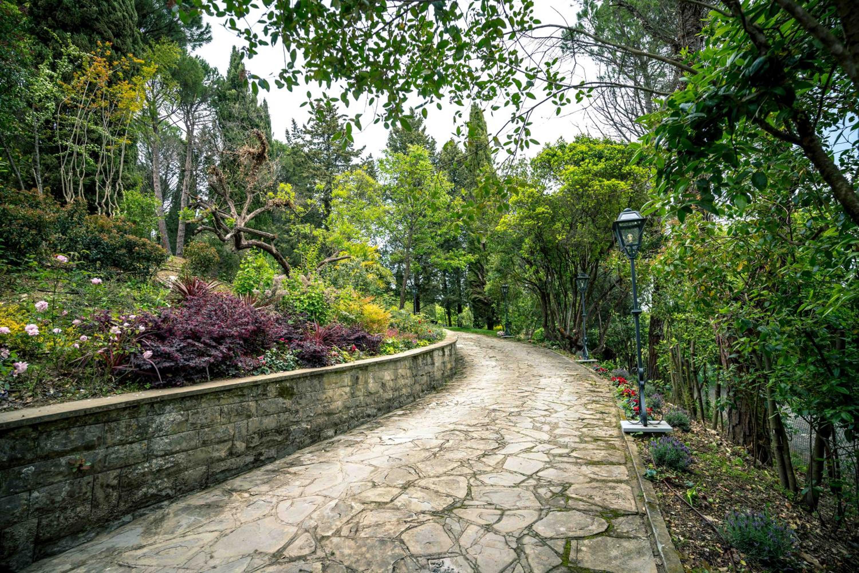 Majestic Villa in Hills of Florence with Gardens Gym Jacuzzi and Sauna