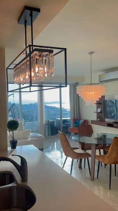 Exclusive Luxury Condo Playa Bonita Beach minutes to City life view 4