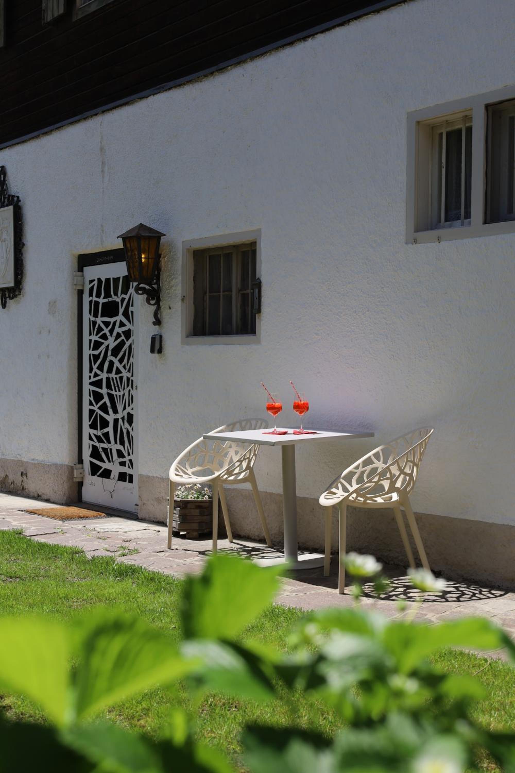 Tulpe Apartments