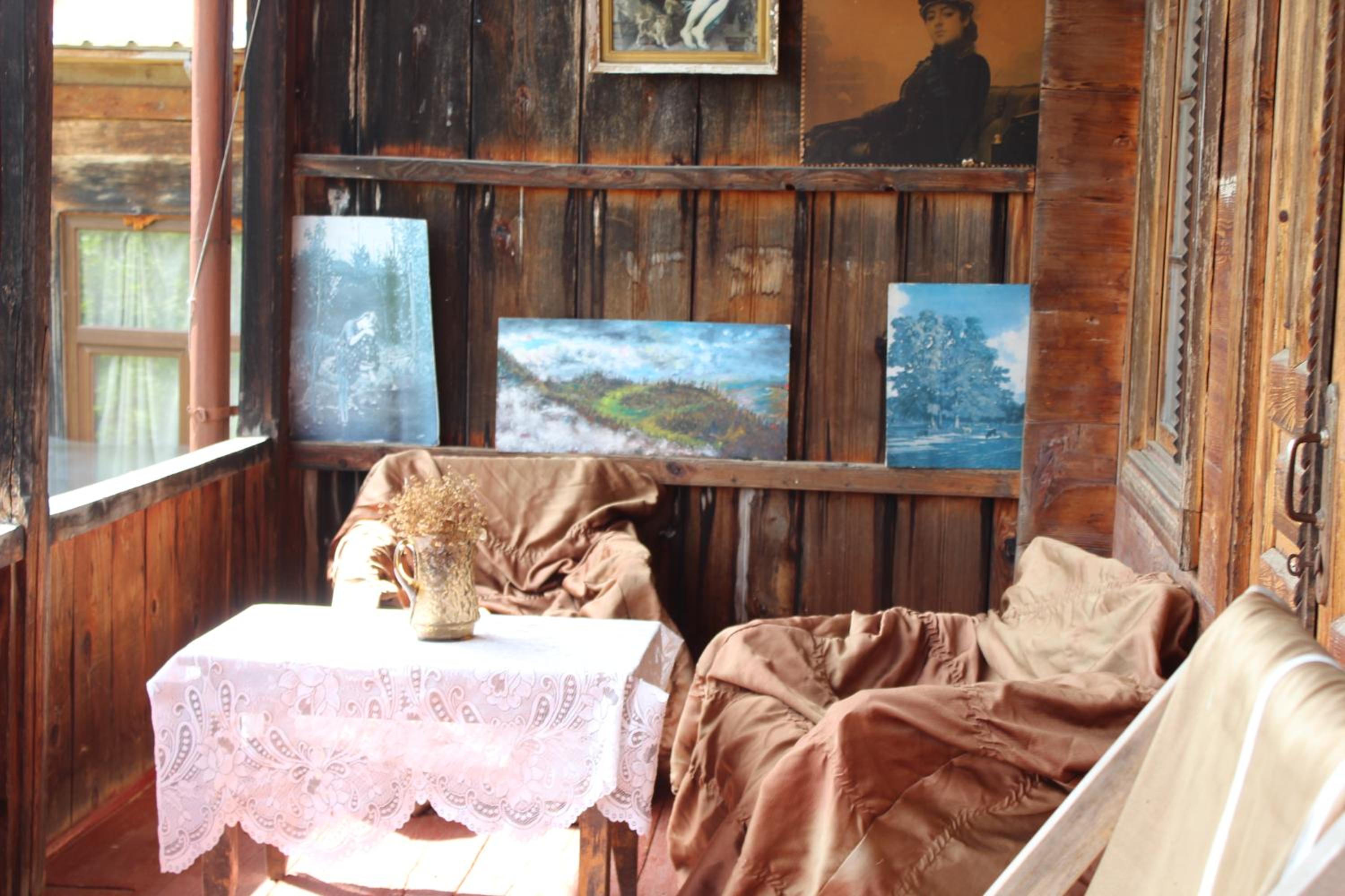 Racha Art House
