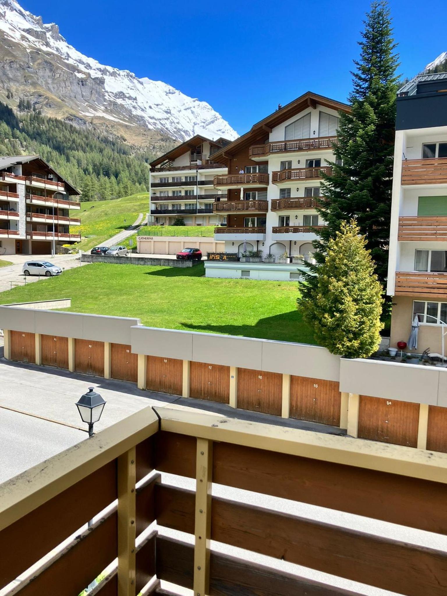 Spacious 3 Room Apartment - Family-Friendly - Central Leukerbad - Great Views