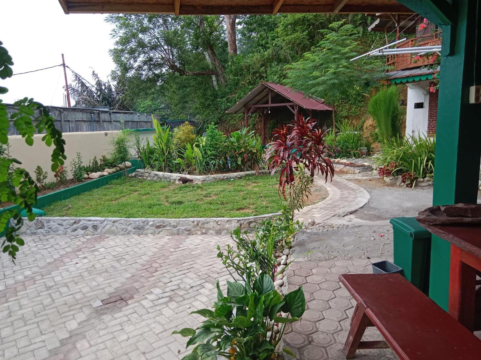 Photo 9