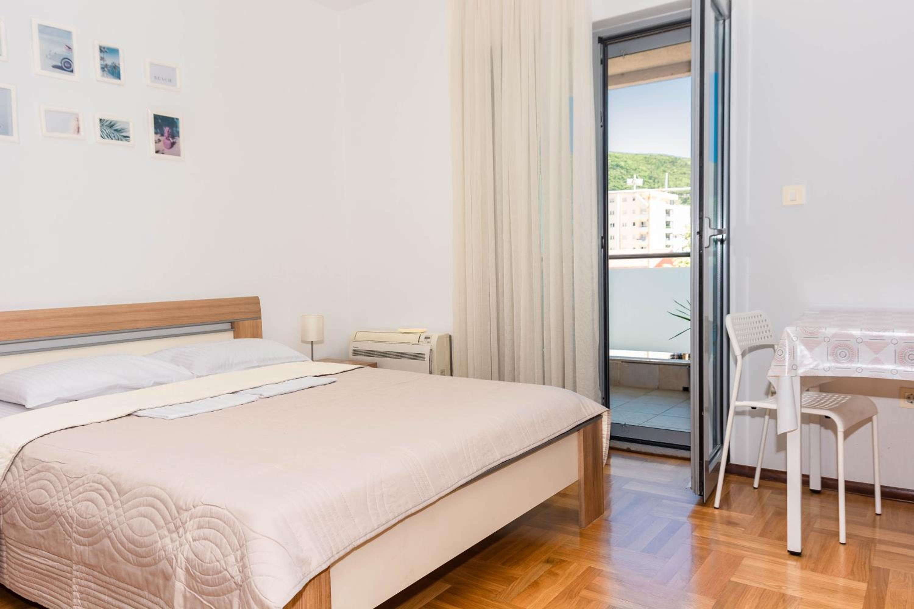 Bobo Apartment view 3