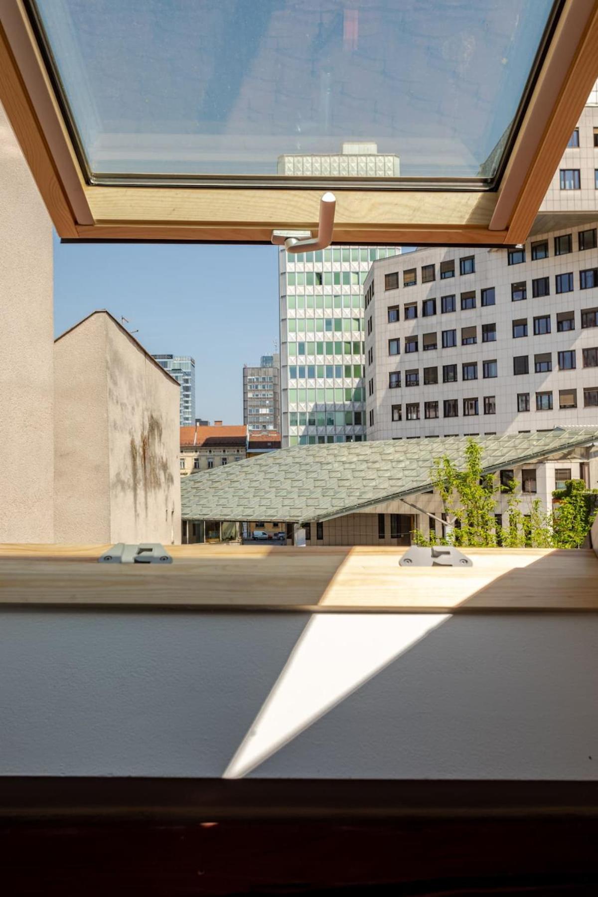 Stylish Loft In The Hearth Of Historic Centre