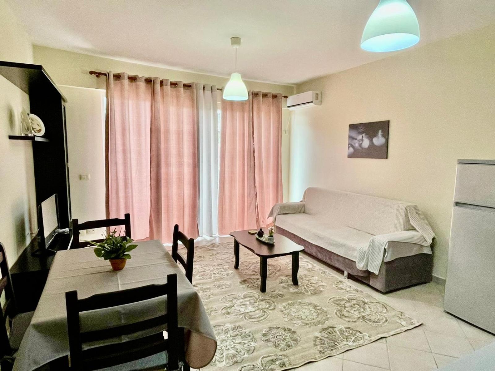Onhezmi Apartment