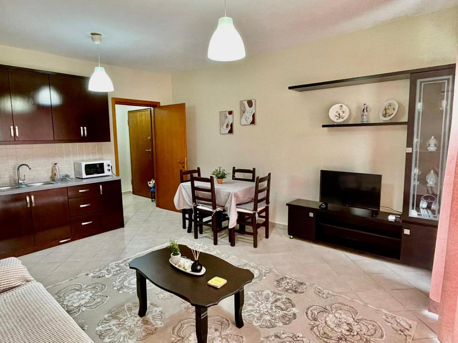 Onhezmi Apartment