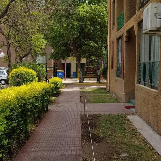 Departamento La Florida- Estacionamiento y Metro