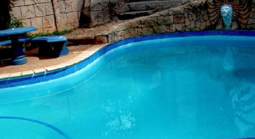 Intimate Villa