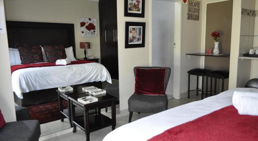 Intimate Villa