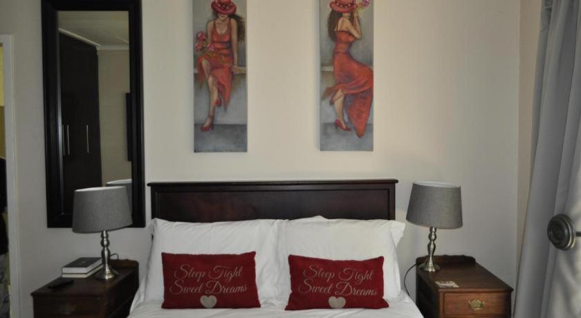 Intimate Villa