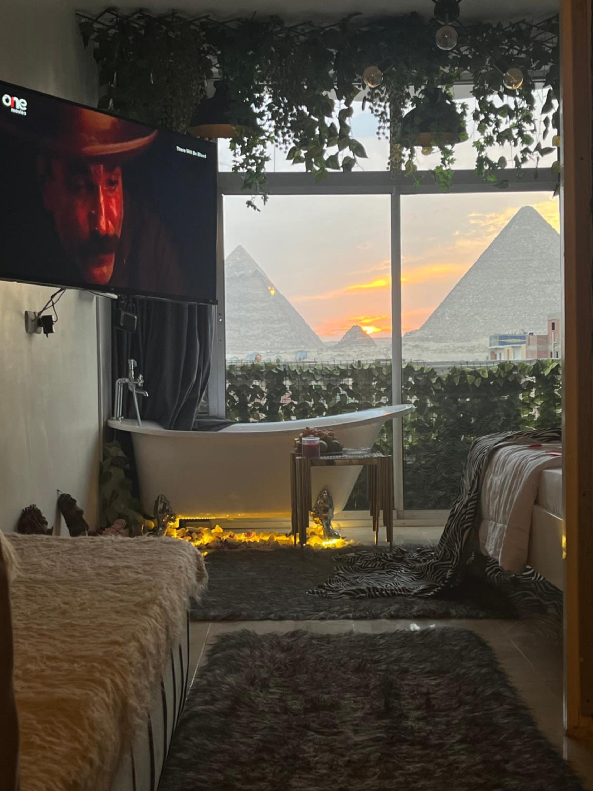 Jacuzzi pyramids view