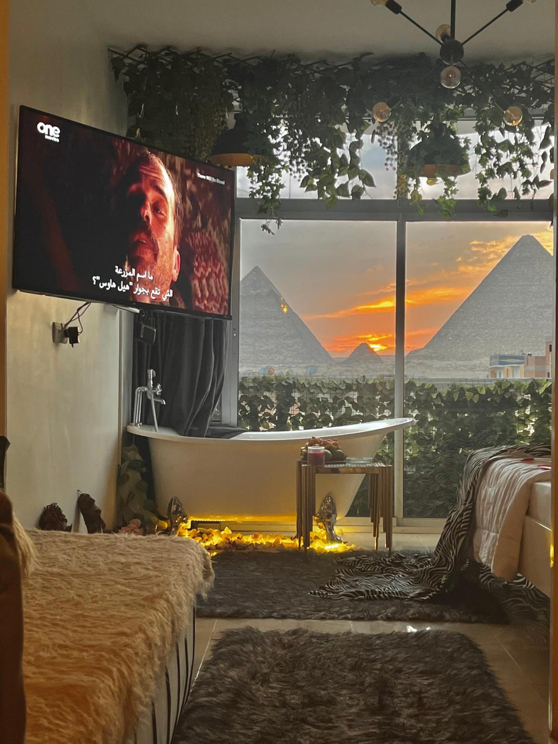 Jacuzzi pyramids view