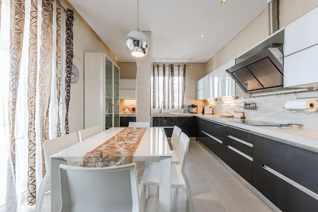 The Grand Luxurious Duplex by PS