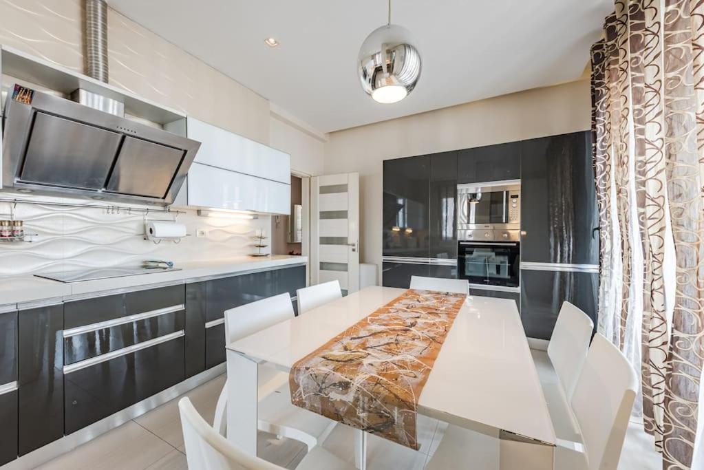 The Grand Luxurious Duplex by PS