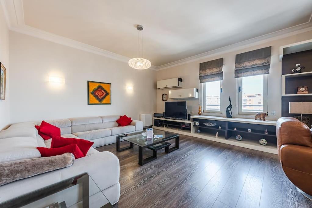 The Grand Luxurious Duplex by PS