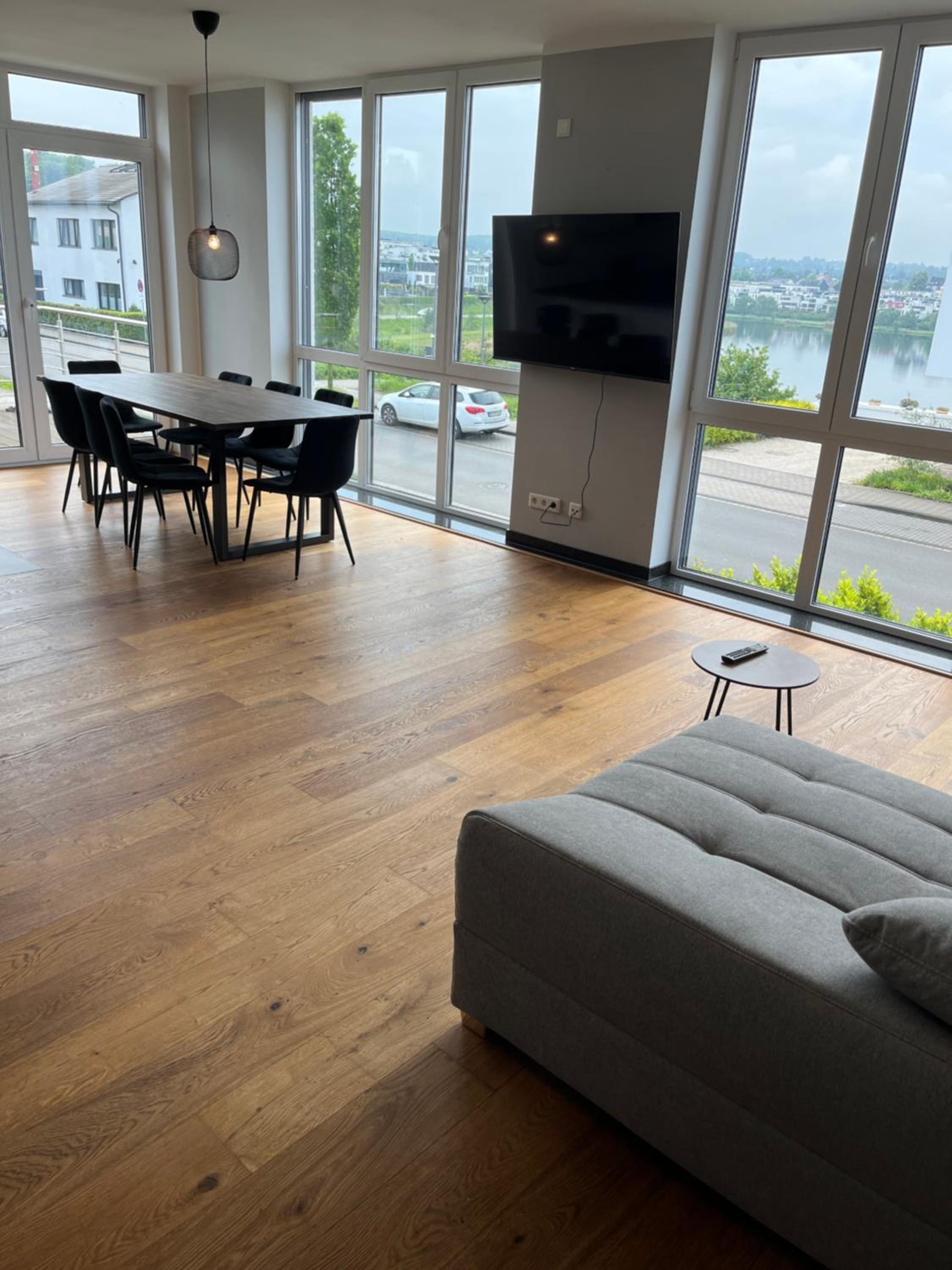 Haus mit Panoramablick auf den Phönixsee