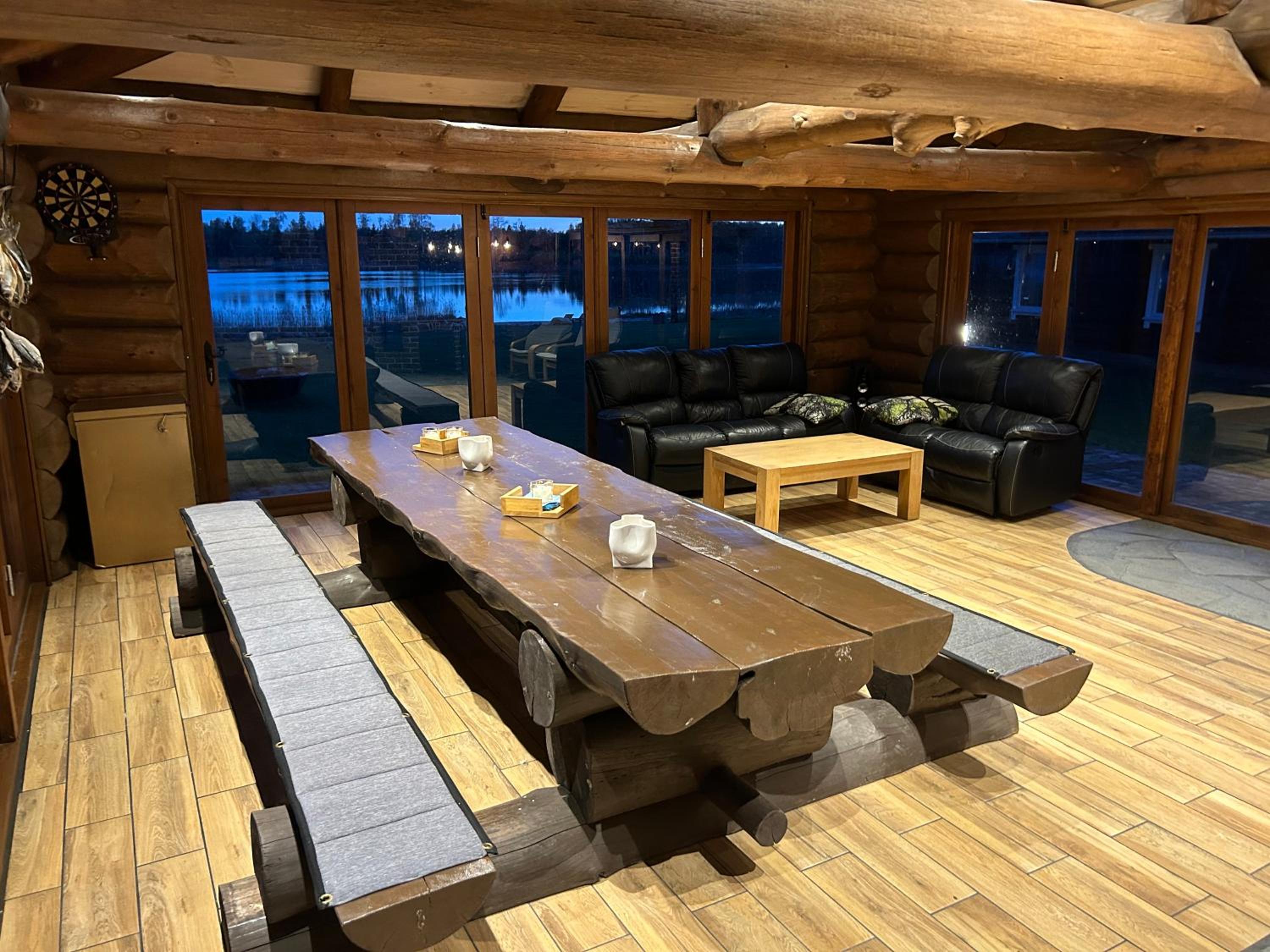 Mäeküla Järve Palkmaja