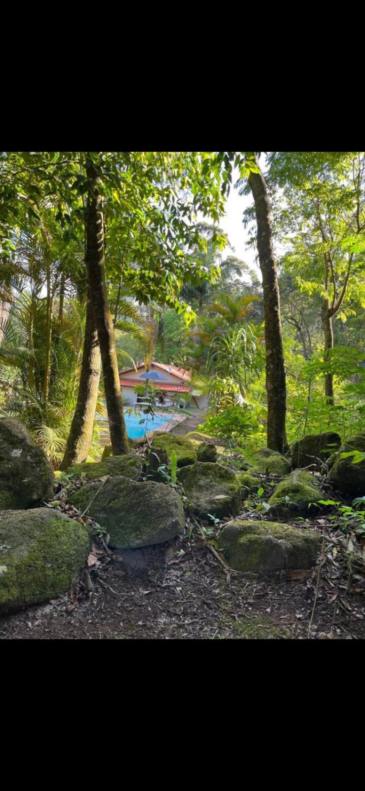 Chácara para descanso com piscina aquecida