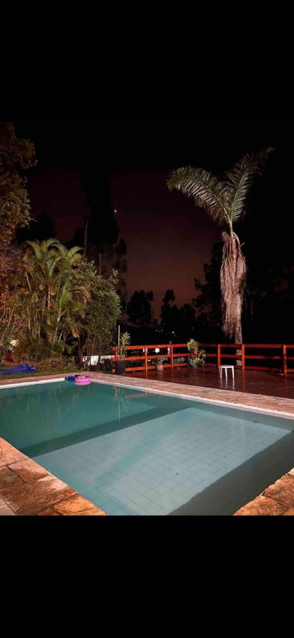 Chácara para descanso com piscina aquecida