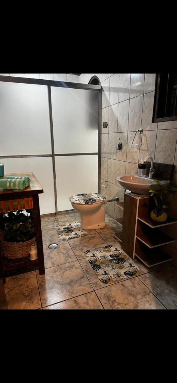 Chácara para descanso com piscina aquecida