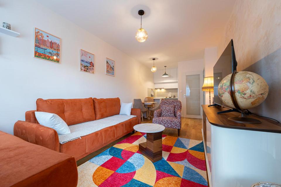 Geppetto Apartment view 3