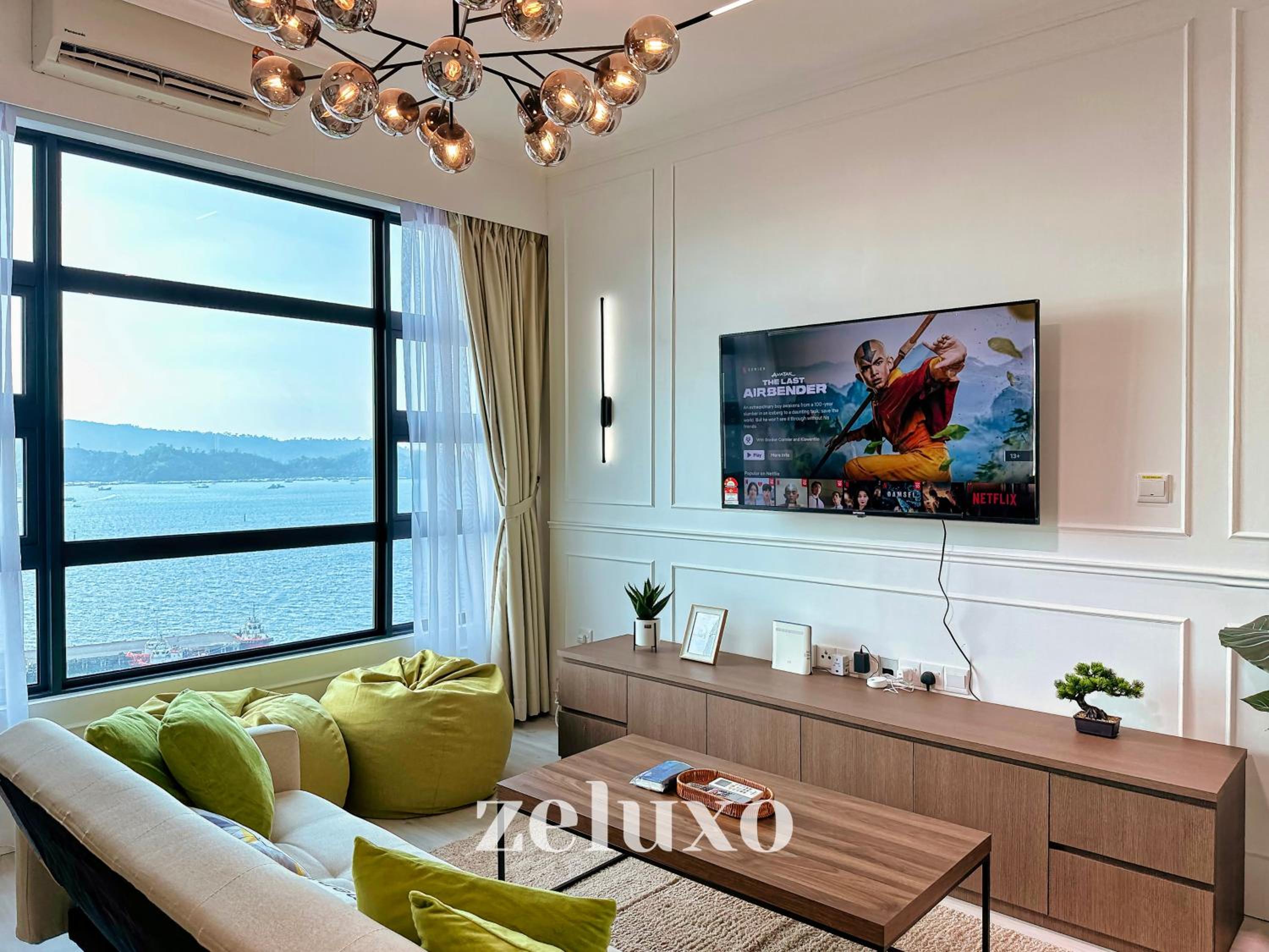 #10 Jesselton Quay City Pads Seaview by Zeluxo photo 2