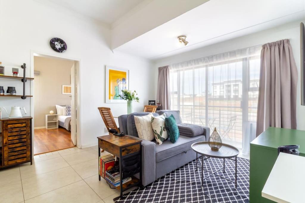 One Bedroom Urban Sanctuary with Power Backup and FREE Gym