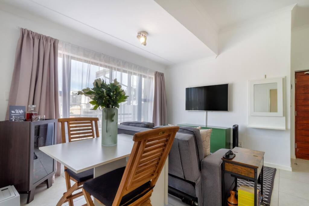 One Bedroom Urban Sanctuary with Power Backup and FREE Gym