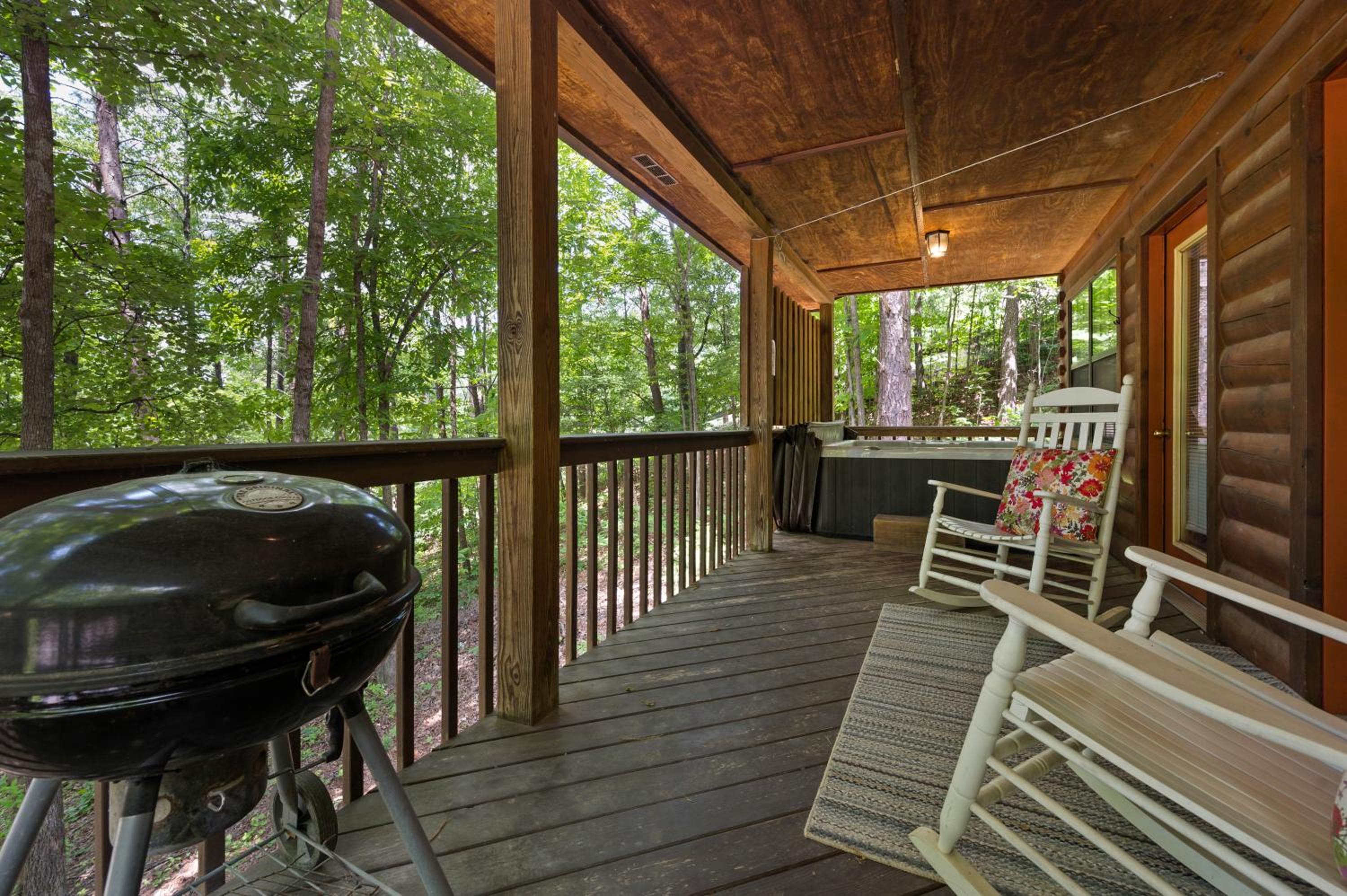 Spring Special - Dollywood at 2 min & Heated Pool view 3