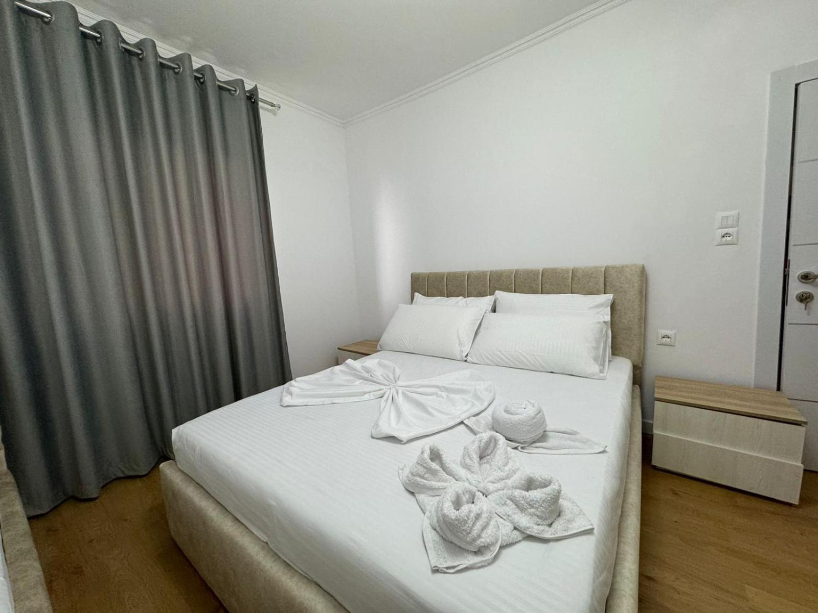 Vila Ademi Ksamil