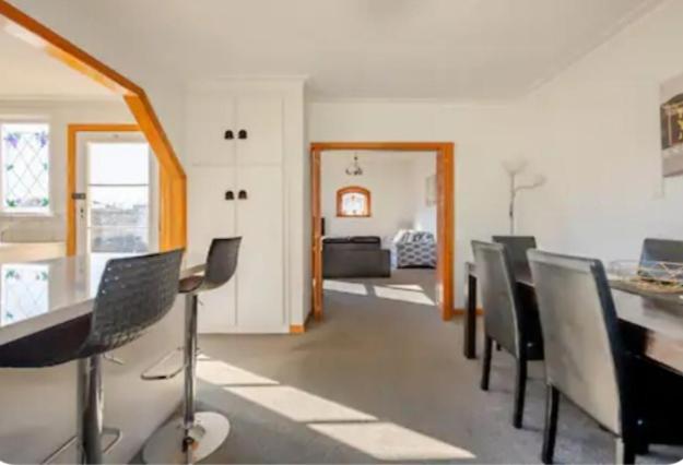 St Clair Holiday House view 4