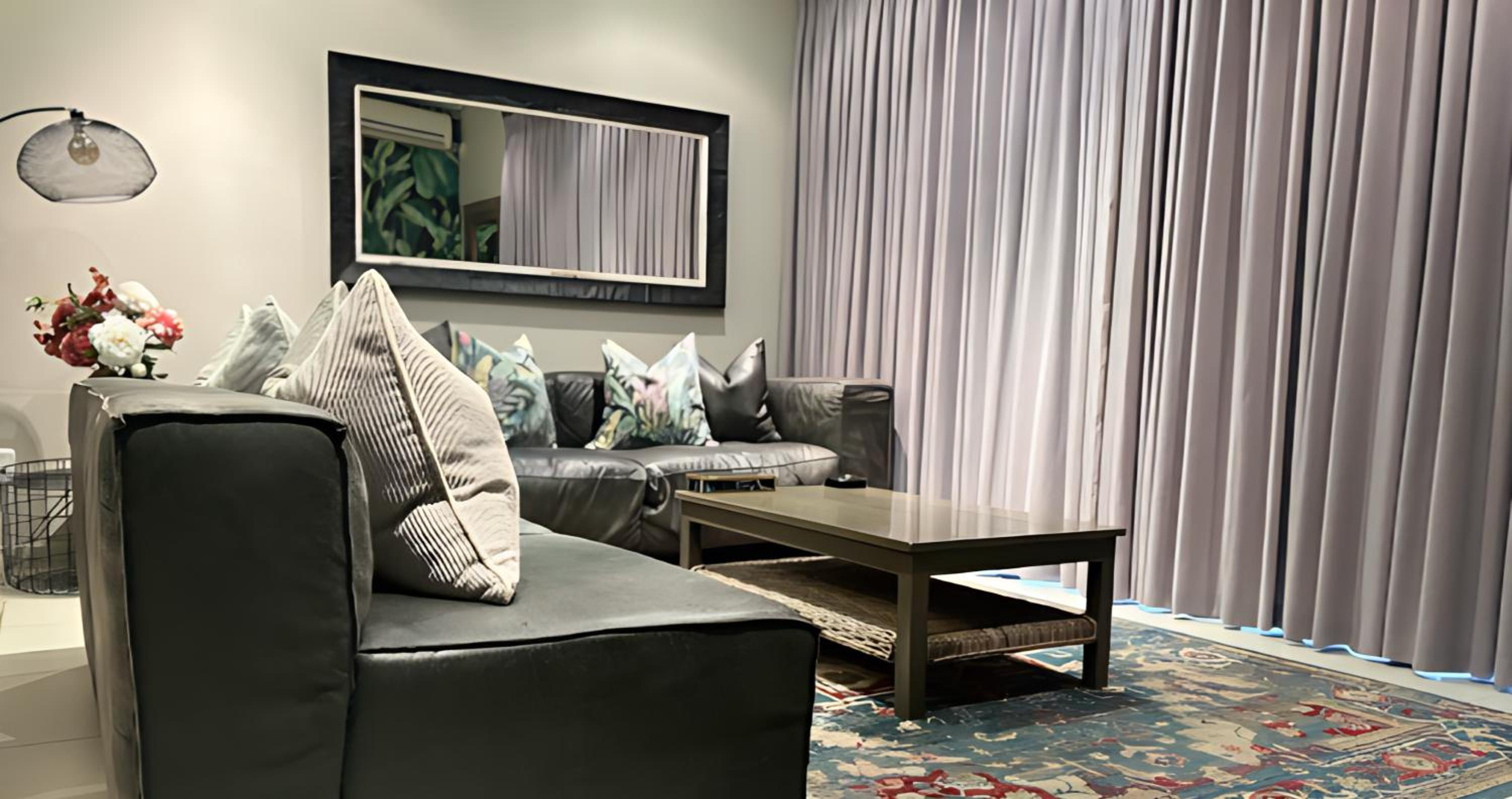 Meerendahl Luxury Apartments at Heritage Square view 4