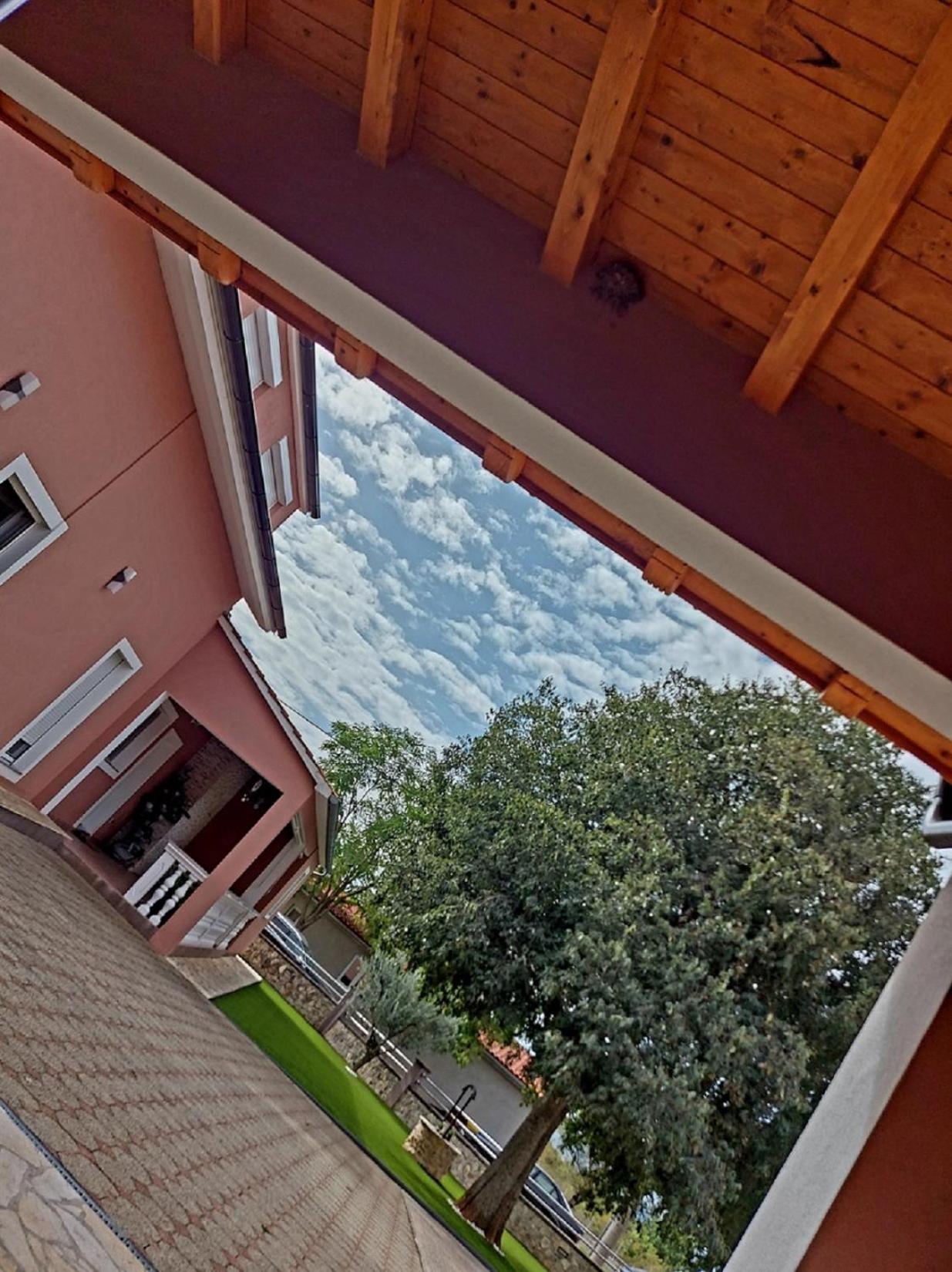 Villa Nika