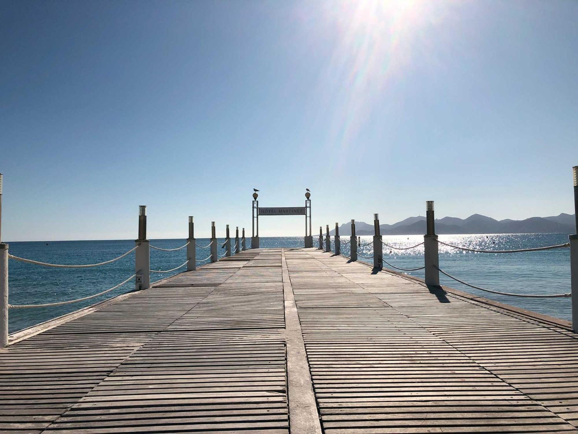 Fabulous Central 2BR - Prime Location, Walk to Croisette & Palais - By Totolulu Cannes Yellow Corner