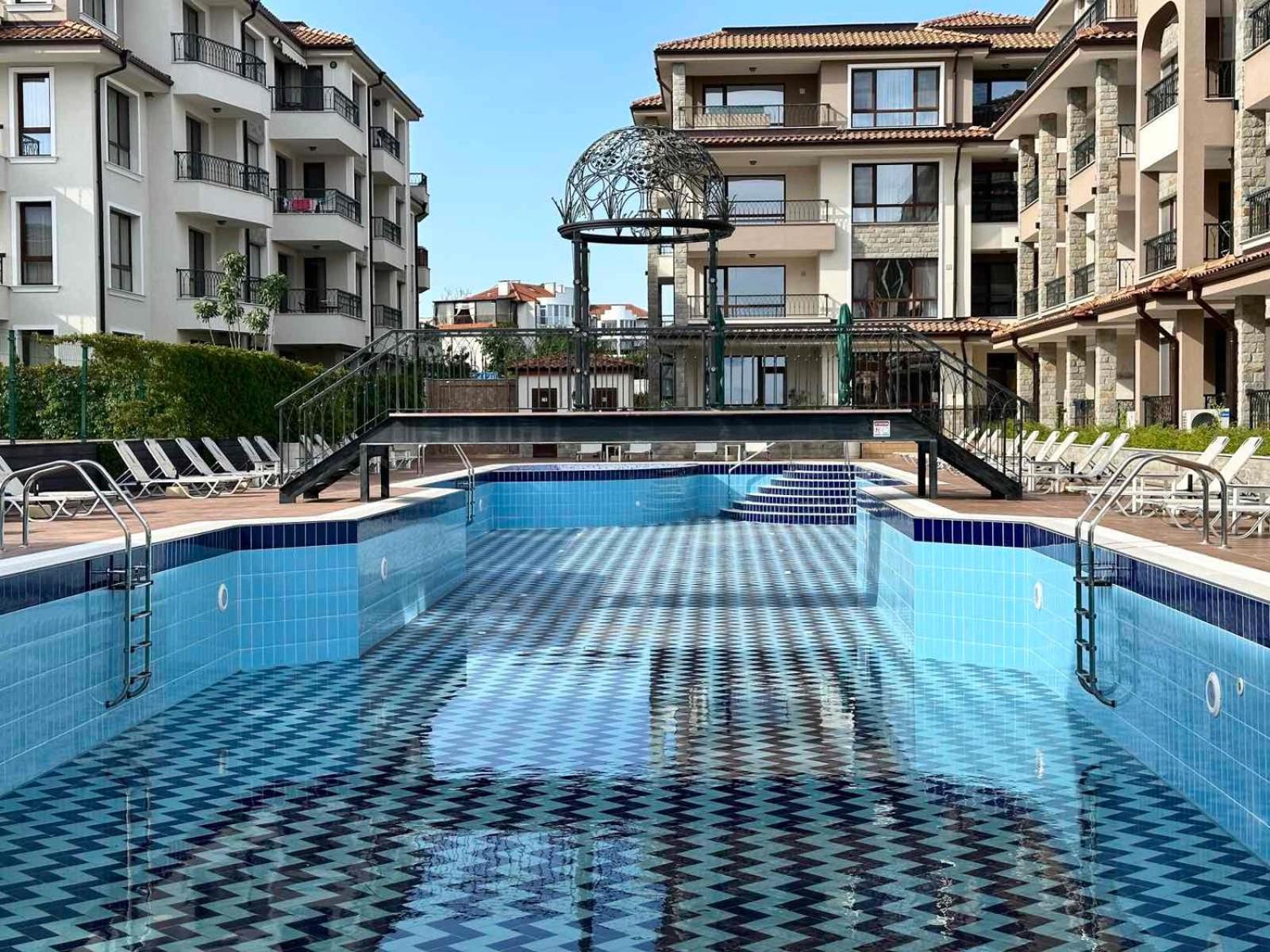 Pool apartment on the beach