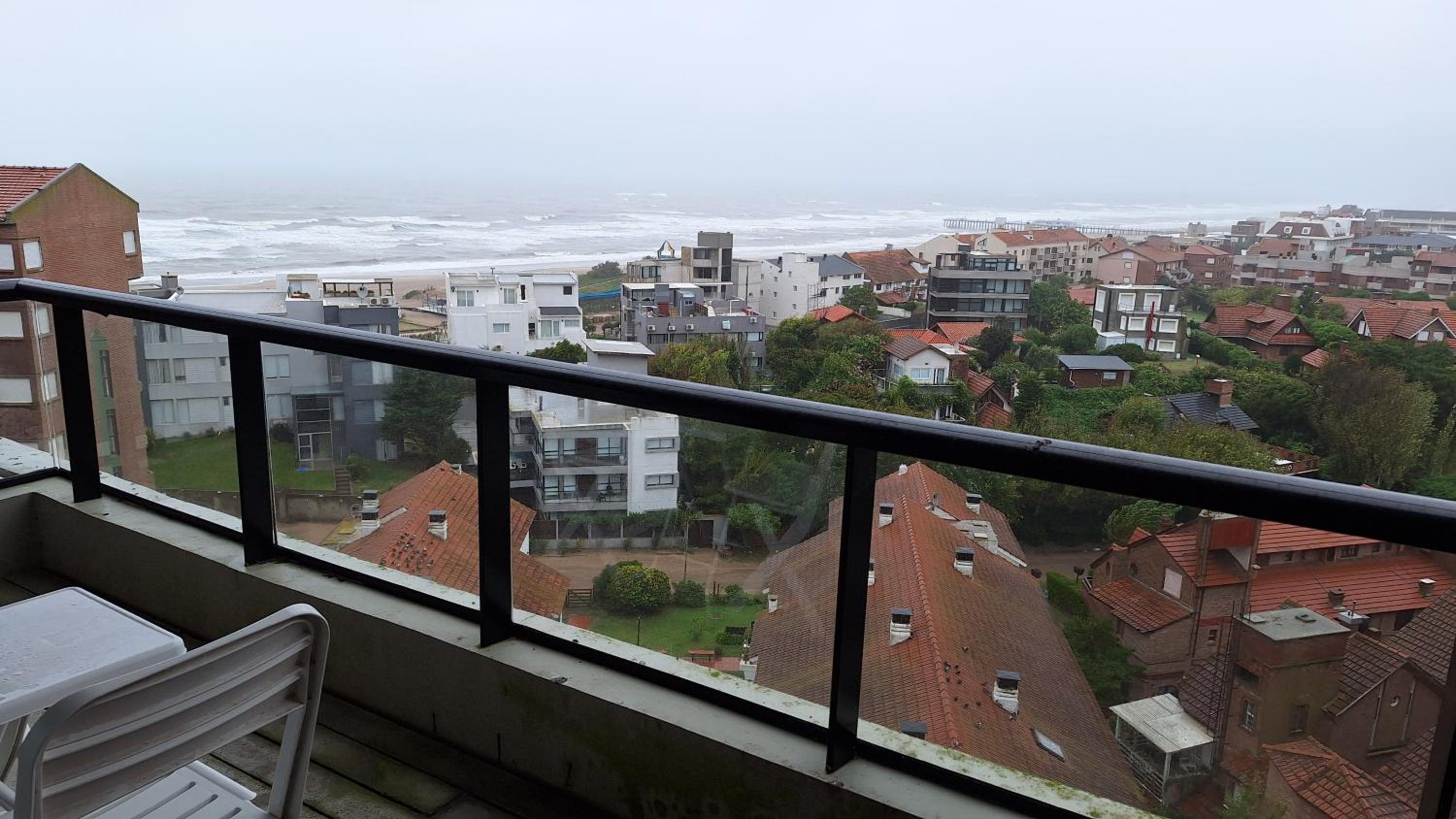 BTWINS Pinamar Dpto Top 8vo al mar c balcon c parrilla c cochera Pileta cubierta descubierta sauna gym cine